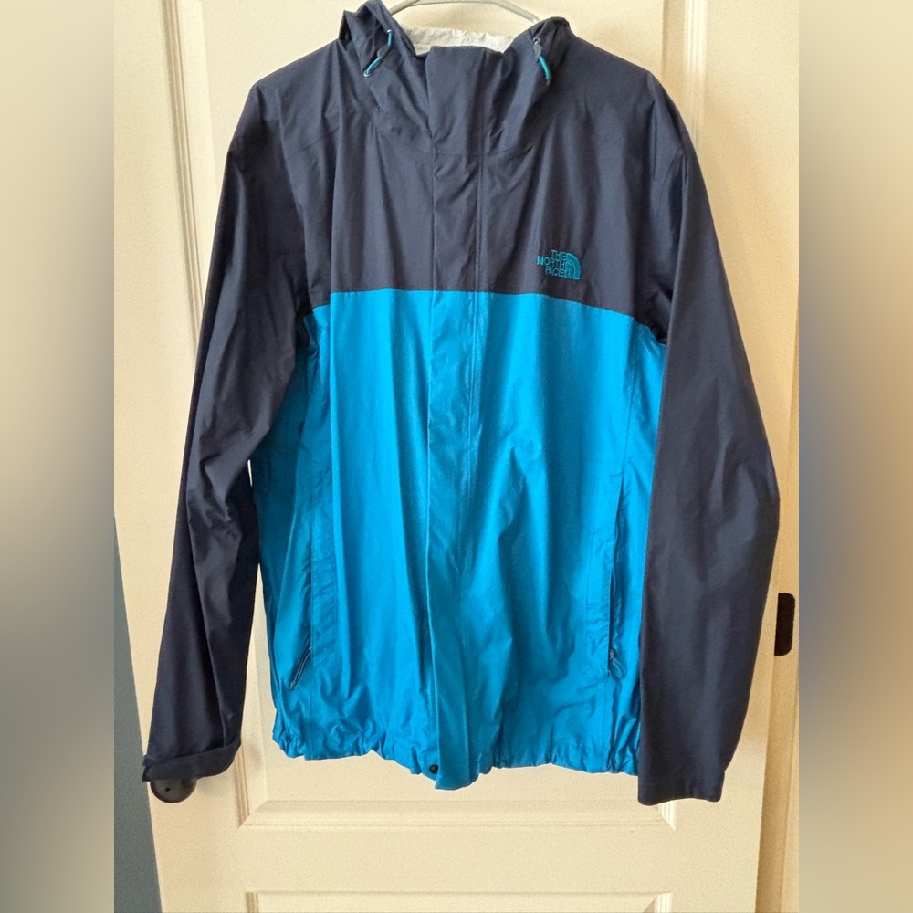 The North Face Rain Jacket Men’s XL